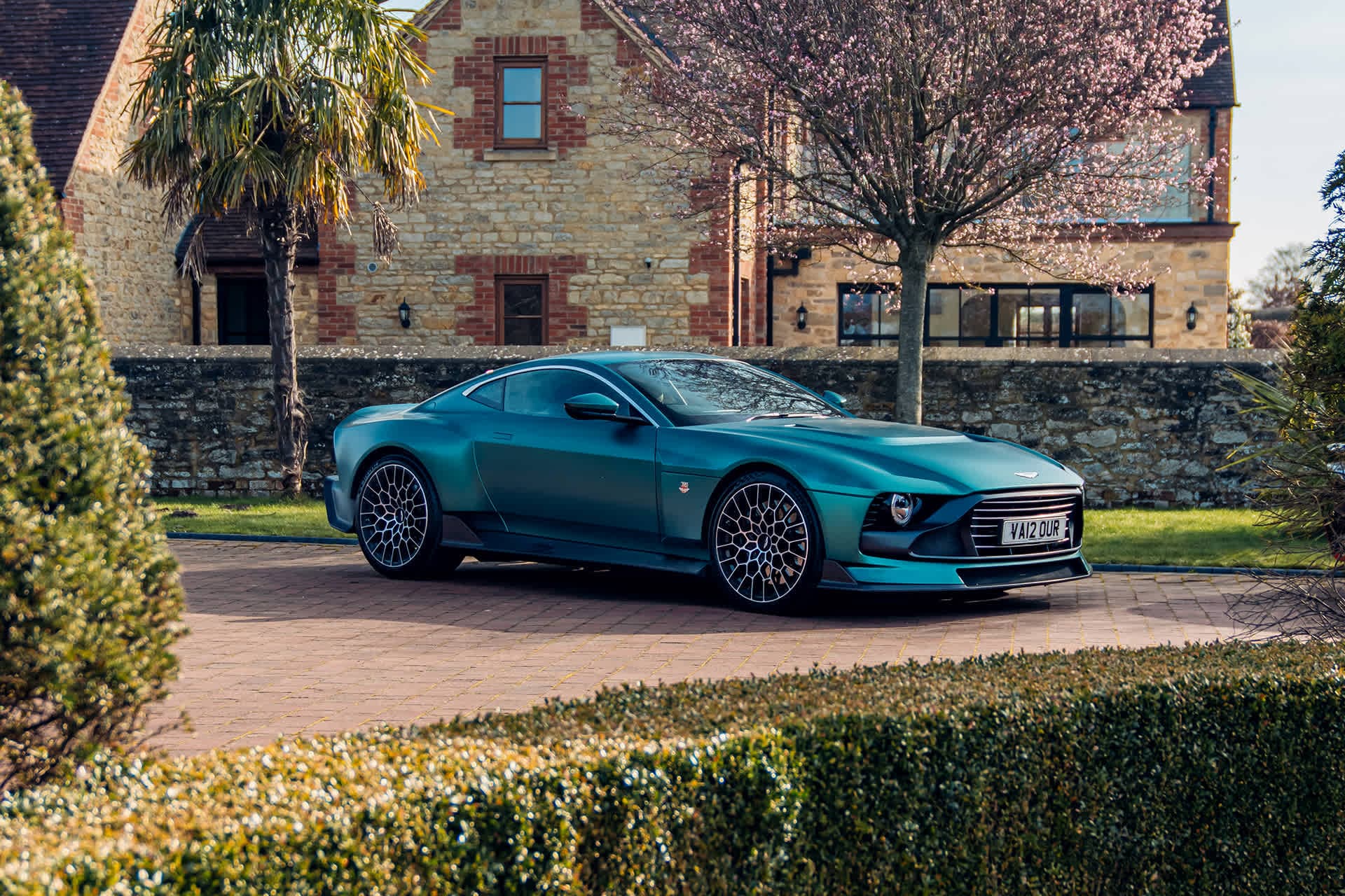 Who Is Hypra Lusso? The UK Hypercar Club Explained